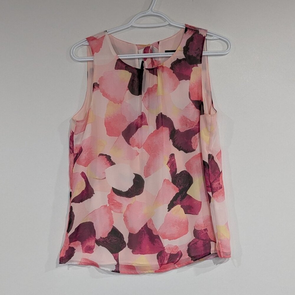 *3/$10* Willow & Thread Sleeveless Patterned Blouse Pink Size Small